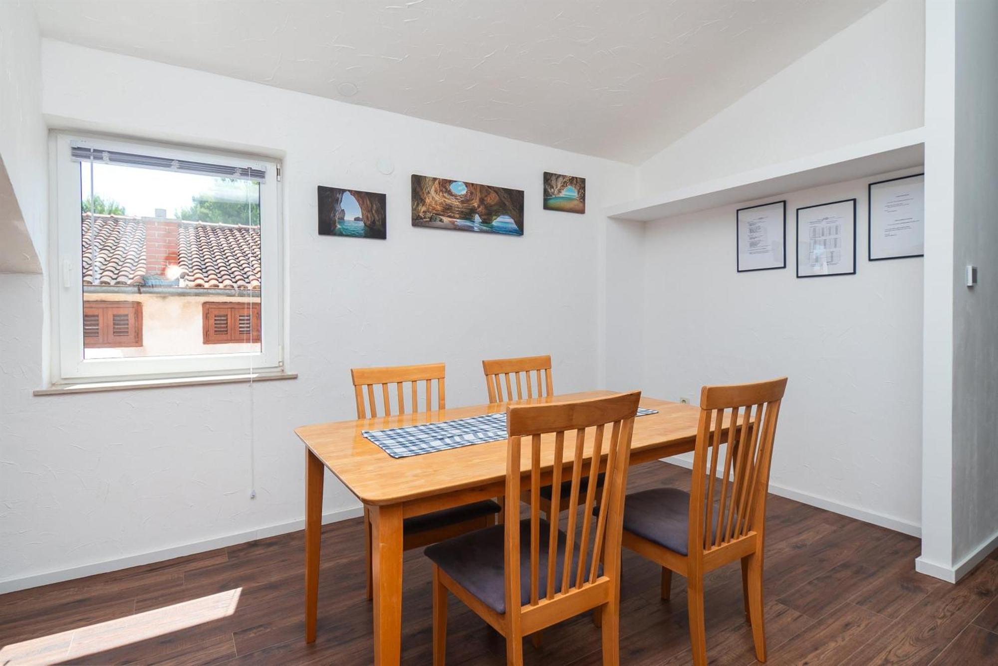 Apartments And Rooms Mladen Vodice Room photo