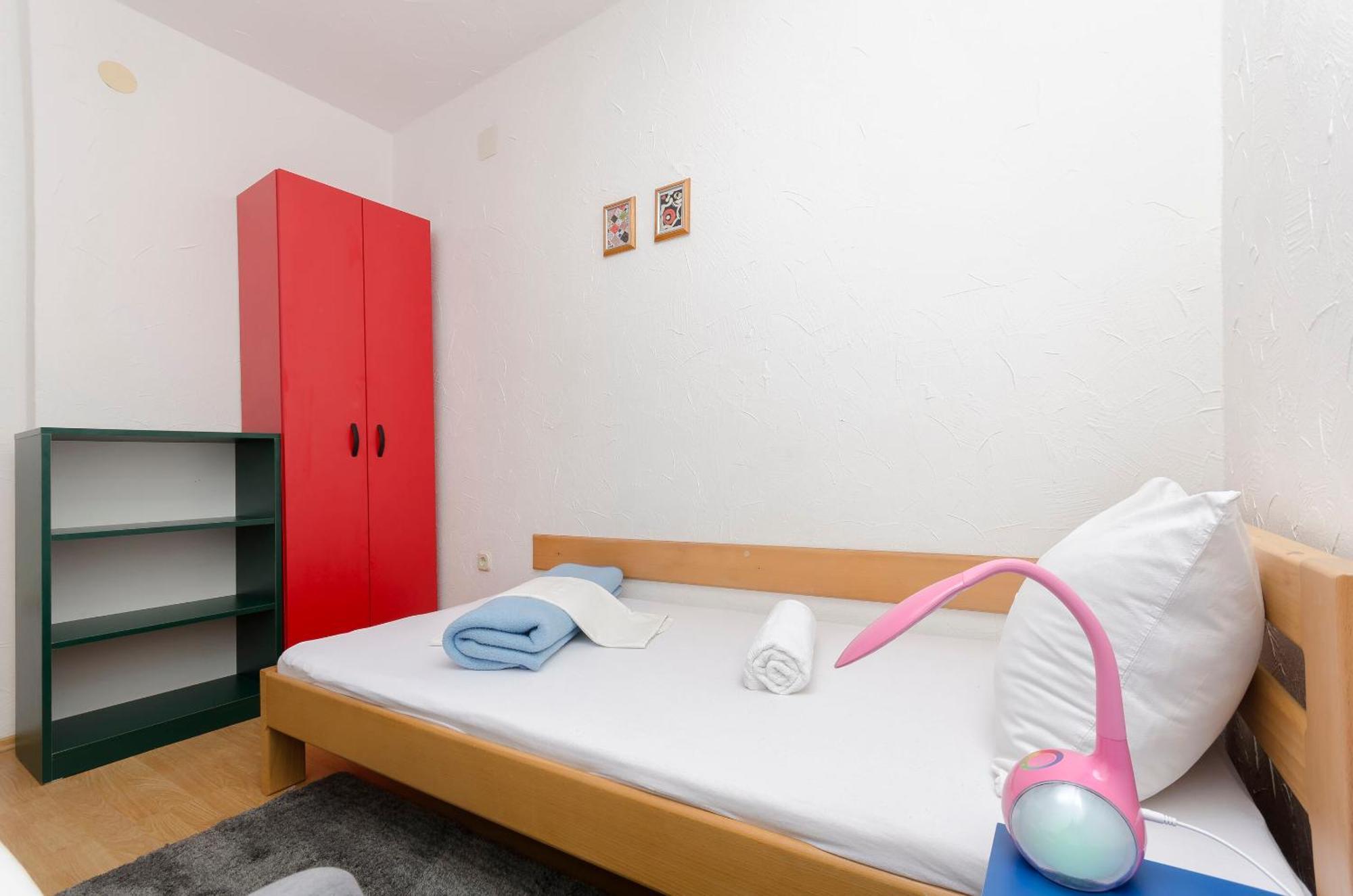 Apartments And Rooms Mladen Vodice Exterior photo